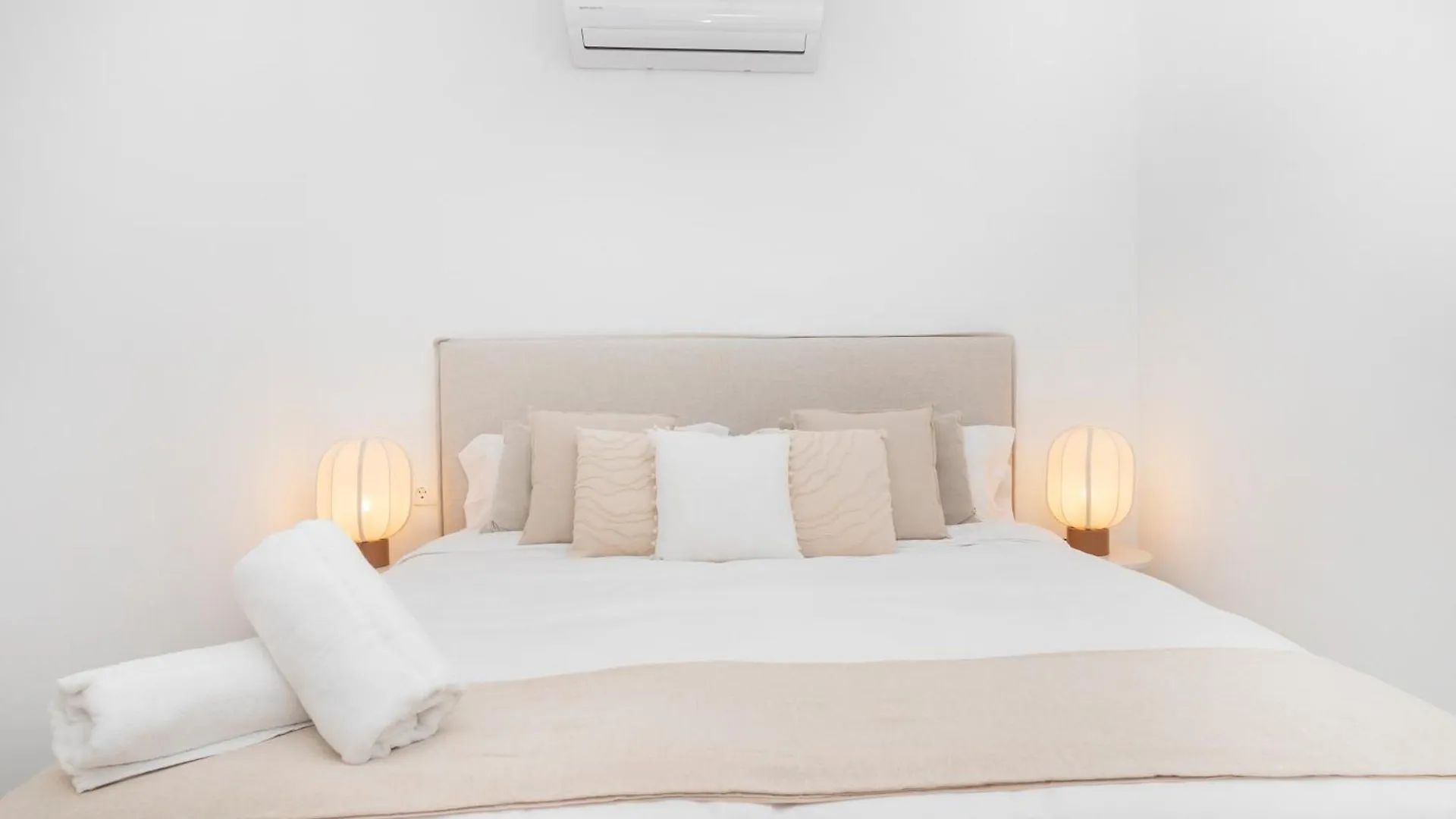 Apartment Las Columnas De Hercules - Great Location! Seville