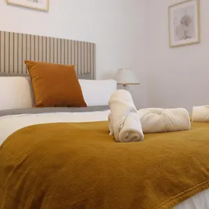  Apartamento Tkm Amplio Y Familiar, Terraza Privada